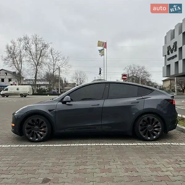 Внедорожник / Кроссовер Tesla Model Y 2022 в Одессе