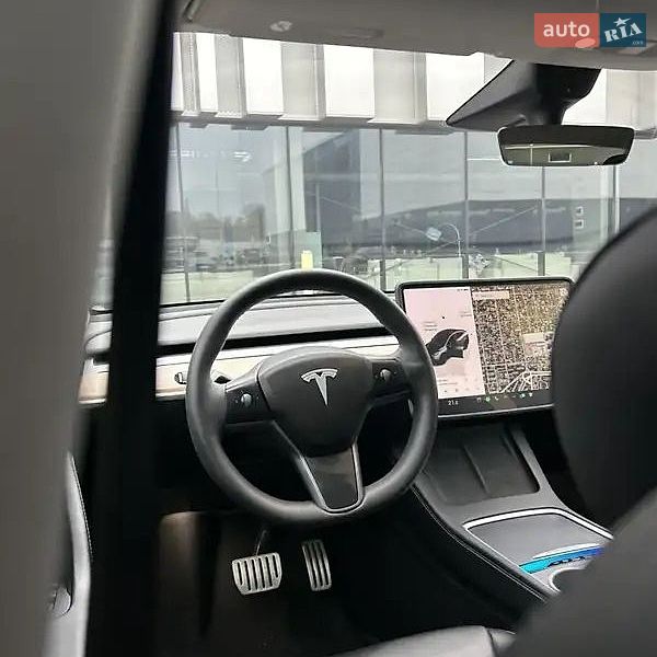 Позашляховик / Кросовер Tesla Model Y 2022 в Одесі фото 12 Позашляховик / Кросовер Tesla Model Y 2022 в Одесі