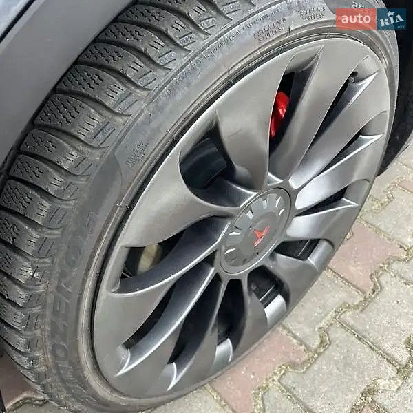 Внедорожник / Кроссовер Tesla Model Y 2022 в Одессе