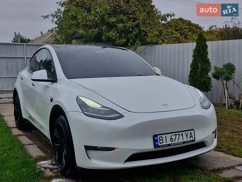 Tesla Model Y 2022