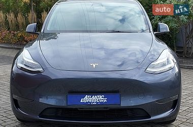 Внедорожник / Кроссовер Tesla Model Y 2023 в Львове