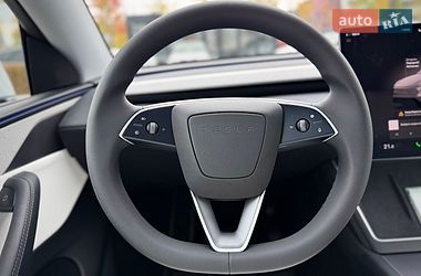 Внедорожник / Кроссовер Tesla Model Y 2025 в Киеве