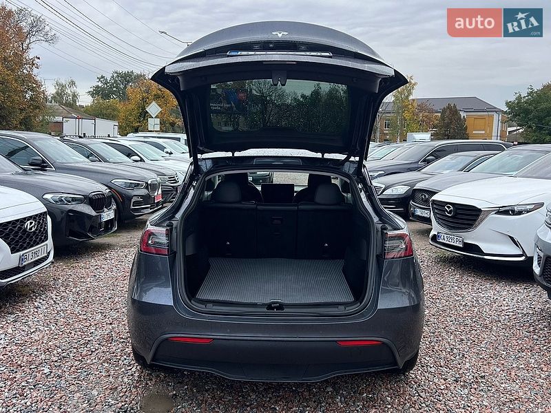 Внедорожник / Кроссовер Tesla Model Y 2021 в Полтаве