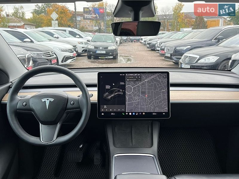 Внедорожник / Кроссовер Tesla Model Y 2021 в Полтаве