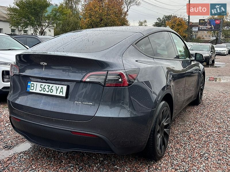 Внедорожник / Кроссовер Tesla Model Y 2021 в Полтаве