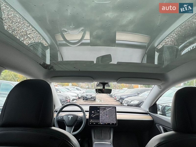 Внедорожник / Кроссовер Tesla Model Y 2021 в Полтаве