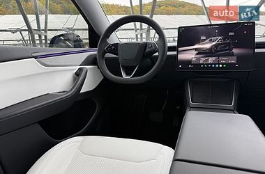Позашляховик / Кросовер Tesla Model Y 2025 в Львові