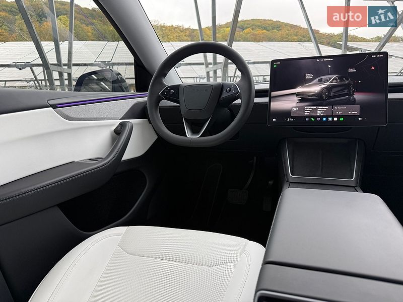Позашляховик / Кросовер Tesla Model Y 2025 в Львові