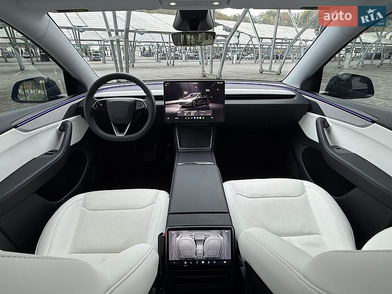 Позашляховик / Кросовер Tesla Model Y 2025 в Львові