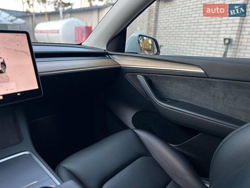 Внедорожник / Кроссовер Tesla Model Y 2022 в Виннице