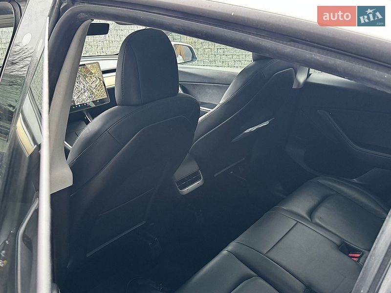 Внедорожник / Кроссовер Tesla Model Y 2020 в Луцке