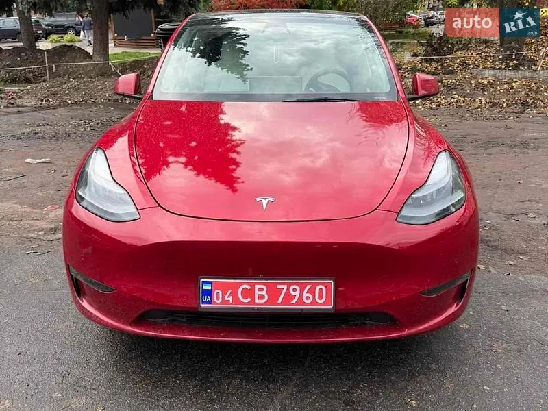 Tesla Model Y 2021