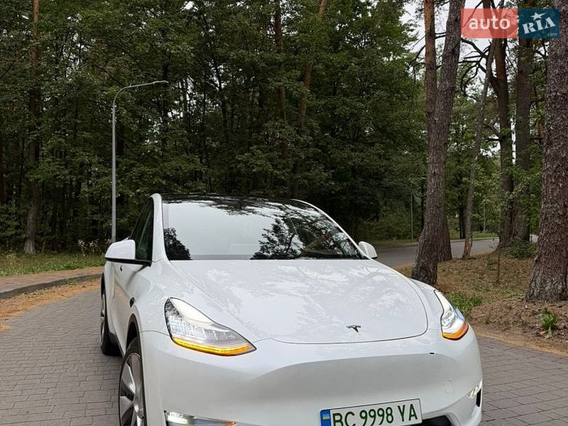 Позашляховик / Кросовер Tesla Model Y 2023 в Львові фото 5 Позашляховик / Кросовер Tesla Model Y 2023 в Львові