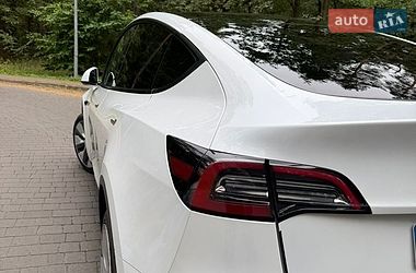 Позашляховик / Кросовер Tesla Model Y 2023 в Львові фото 12 Позашляховик / Кросовер Tesla Model Y 2023 в Львові