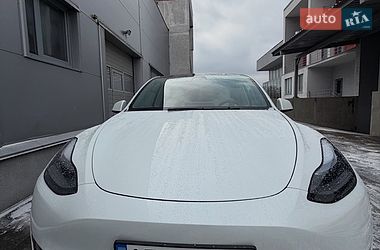 Позашляховик / Кросовер Tesla Model Y 2022 в Львові