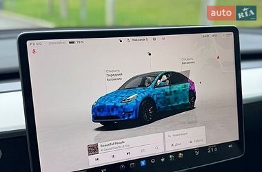 Внедорожник / Кроссовер Tesla Model Y 2022 в Киеве