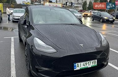 Внедорожник / Кроссовер Tesla Model Y 2022 в Киеве