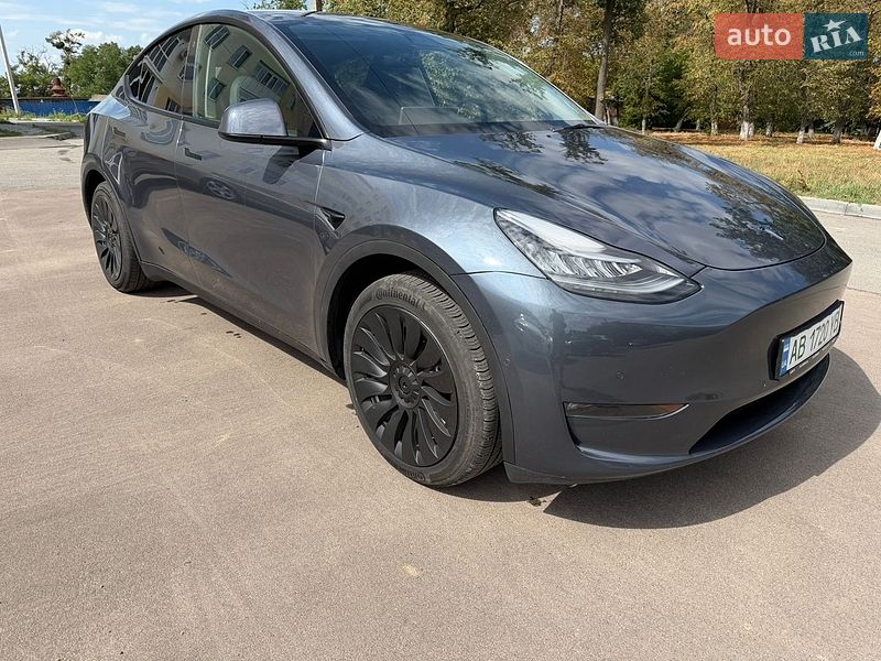 Tesla Model Y 2022