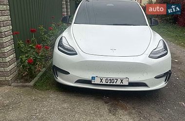Позашляховик / Кросовер Tesla Model Y 2021 в Києві