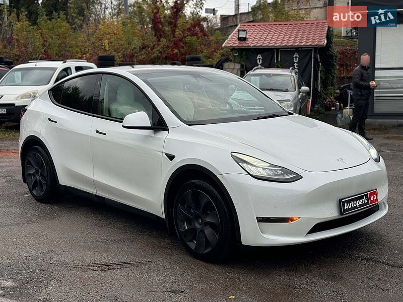 Внедорожник / Кроссовер Tesla Model Y 2022 в Виннице