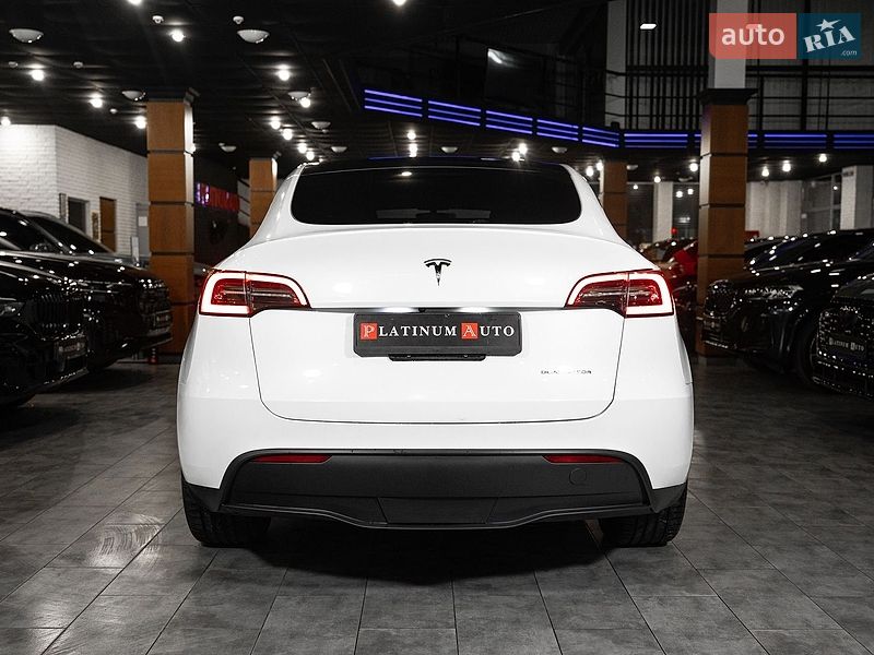 Внедорожник / Кроссовер Tesla Model Y 2023 в Одессе
