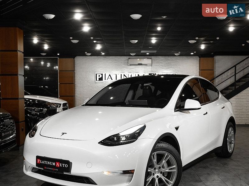 Внедорожник / Кроссовер Tesla Model Y 2023 в Одессе