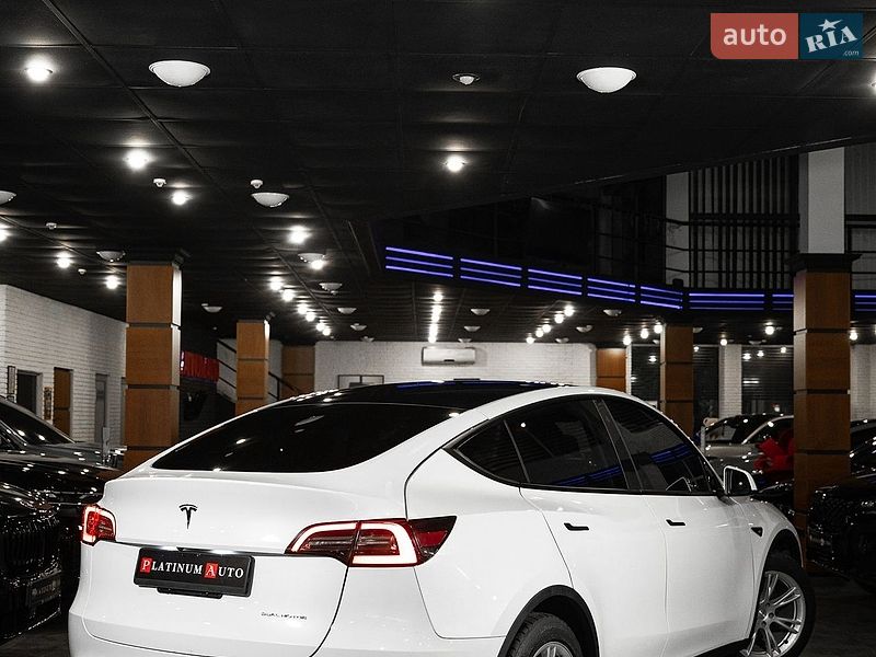 Внедорожник / Кроссовер Tesla Model Y 2023 в Одессе