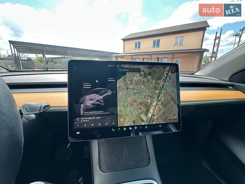 Позашляховик / Кросовер Tesla Model Y 2021 в Одесі фото 17 Позашляховик / Кросовер Tesla Model Y 2021 в Одесі