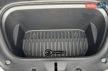 Позашляховик / Кросовер Tesla Model Y 2020 в Львові