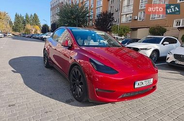 Позашляховик / Кросовер Tesla Model Y 2024 в Києві