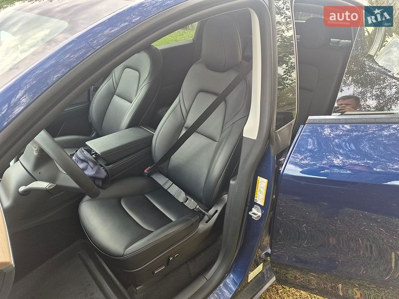 Позашляховик / Кросовер Tesla Model Y 2022 в Баришівка