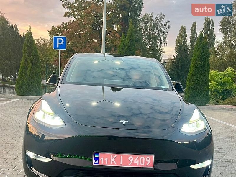 Внедорожник / Кроссовер Tesla Model Y 2023 в Кременчуге