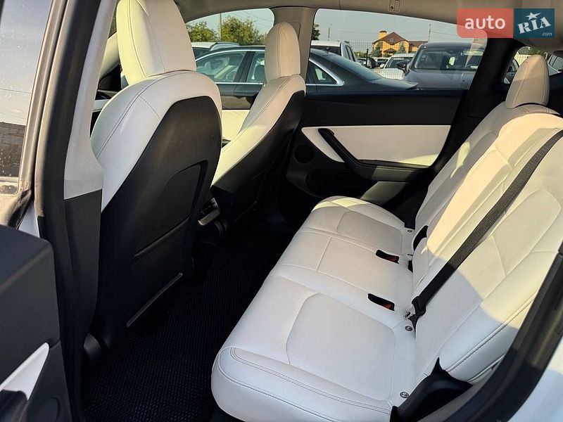 Внедорожник / Кроссовер Tesla Model Y 2021 в Запорожье