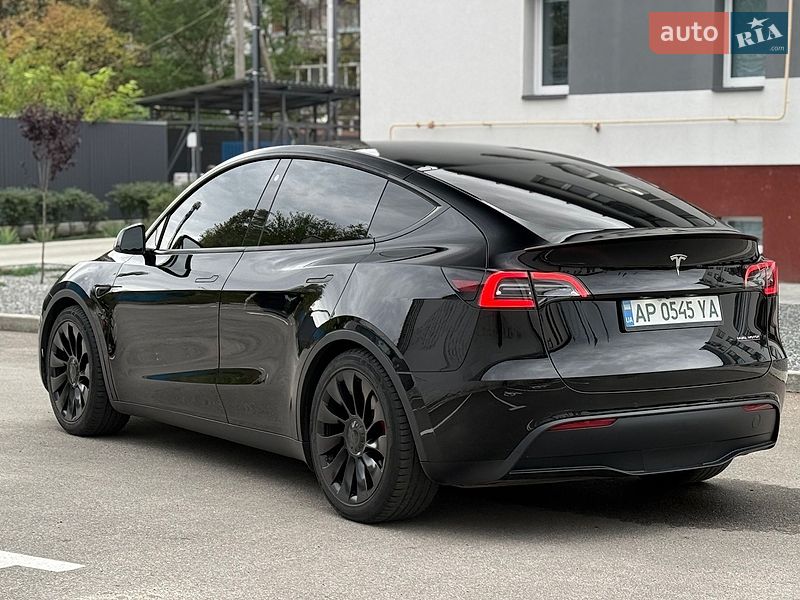Внедорожник / Кроссовер Tesla Model Y 2022 в Днепре