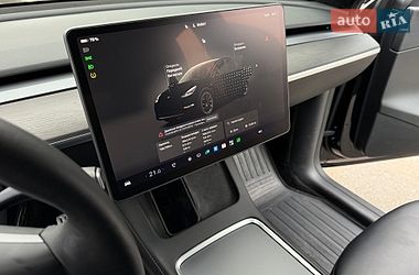 Внедорожник / Кроссовер Tesla Model Y 2022 в Днепре