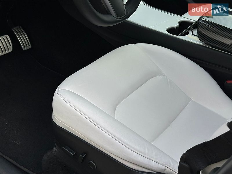 Внедорожник / Кроссовер Tesla Model Y 2020 в Одессе