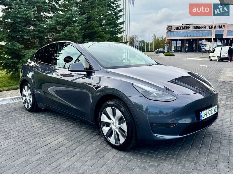 Внедорожник / Кроссовер Tesla Model Y 2023 в Одессе
