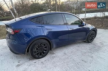 Внедорожник / Кроссовер Tesla Model Y 2021 в Киеве