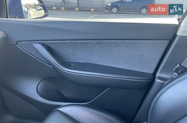 Позашляховик / Кросовер Tesla Model Y 2021 в Києві фото 10 Позашляховик / Кросовер Tesla Model Y 2021 в Києві
