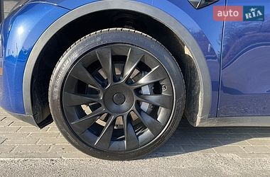 Позашляховик / Кросовер Tesla Model Y 2021 в Києві фото 8 Позашляховик / Кросовер Tesla Model Y 2021 в Києві