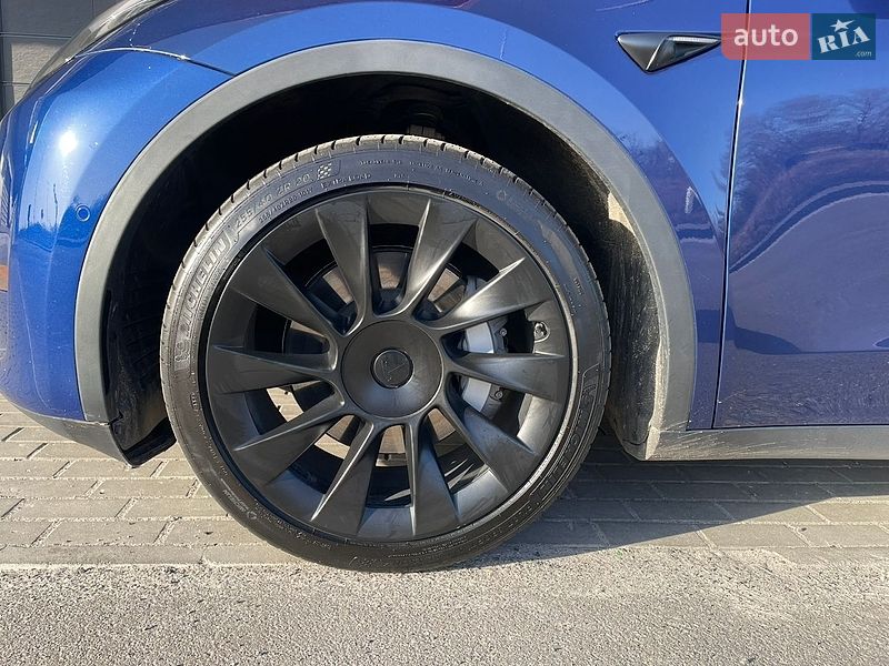 Позашляховик / Кросовер Tesla Model Y 2021 в Києві фото 8 Позашляховик / Кросовер Tesla Model Y 2021 в Києві