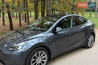 Внедорожник / Кроссовер Tesla Model Y 2023 в Киеве