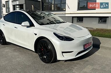 Позашляховик / Кросовер Tesla Model Y 2023 в Львові