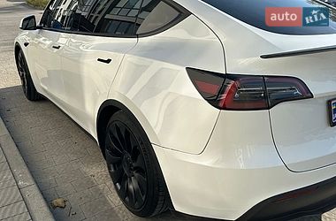 Позашляховик / Кросовер Tesla Model Y 2023 в Львові