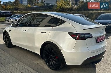 Позашляховик / Кросовер Tesla Model Y 2023 в Львові