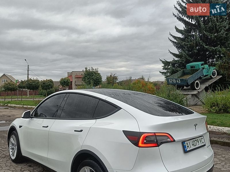 Внедорожник / Кроссовер Tesla Model Y 2022 в Сквире
