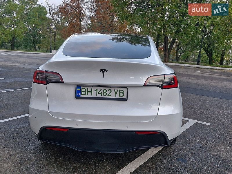Внедорожник / Кроссовер Tesla Model Y 2021 в Одессе