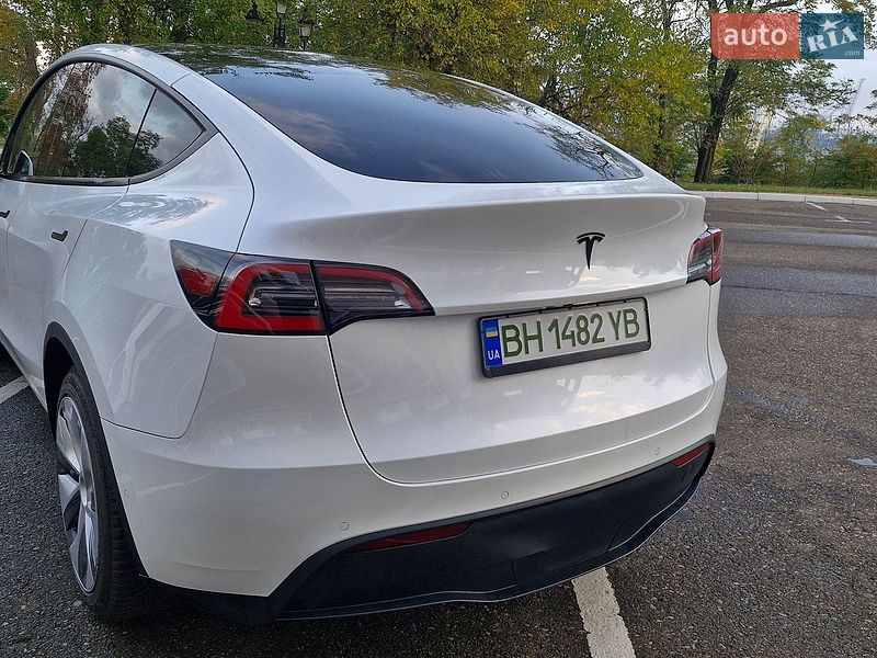 Внедорожник / Кроссовер Tesla Model Y 2021 в Одессе