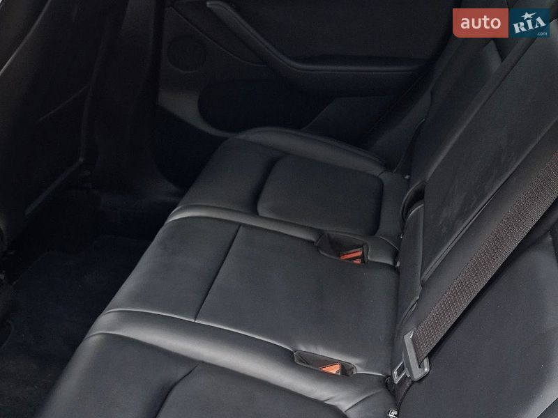 Внедорожник / Кроссовер Tesla Model Y 2021 в Одессе
