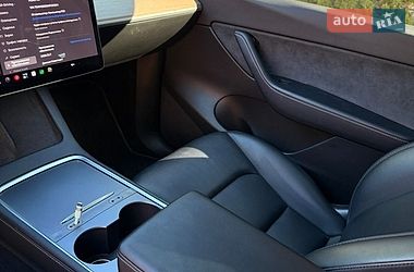 Позашляховик / Кросовер Tesla Model Y 2021 в Івано-Франківську фото 17 Позашляховик / Кросовер Tesla Model Y 2021 в Івано-Франківську
